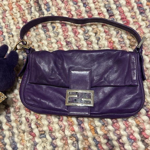 Vintage purple fendi baguette amethyst buckle - Picture 2 of 11